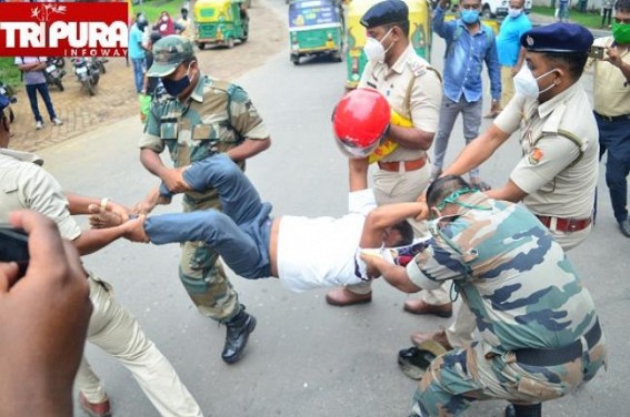 Police Brutality on Terminated 10323 Teachers : 1 Injured in Tussle with Police 